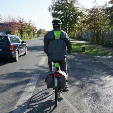 Gilet de signalisation cycliste (clignotant...)